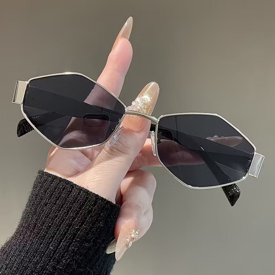 1 Çift Düzensiz Çerçeveli Tren - Street Fashion Pose incelemesi ve fiyatı