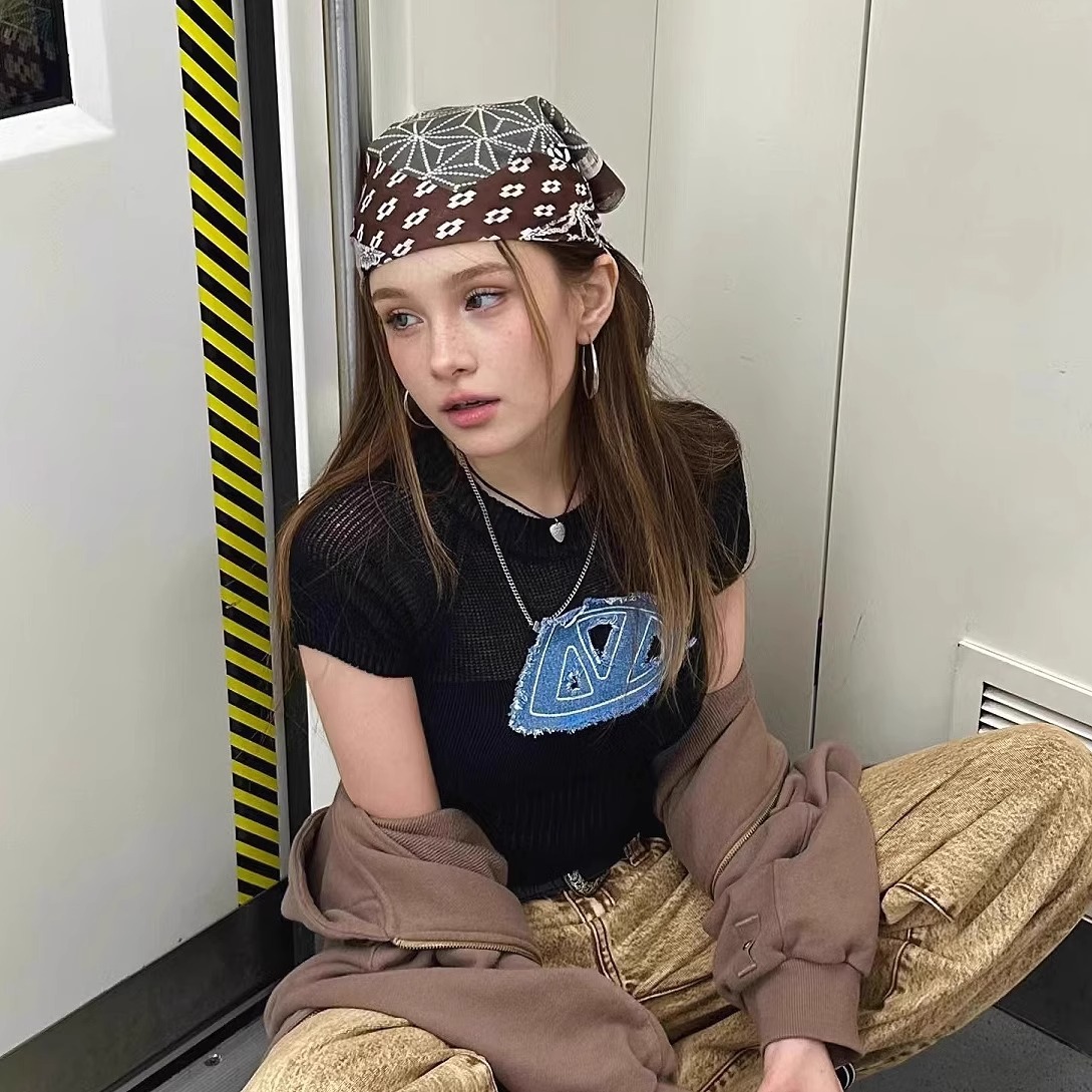 Retro Amerikan Tarzı Başörtüsü - Street Fashion Girl incelemesi ve fiyatı